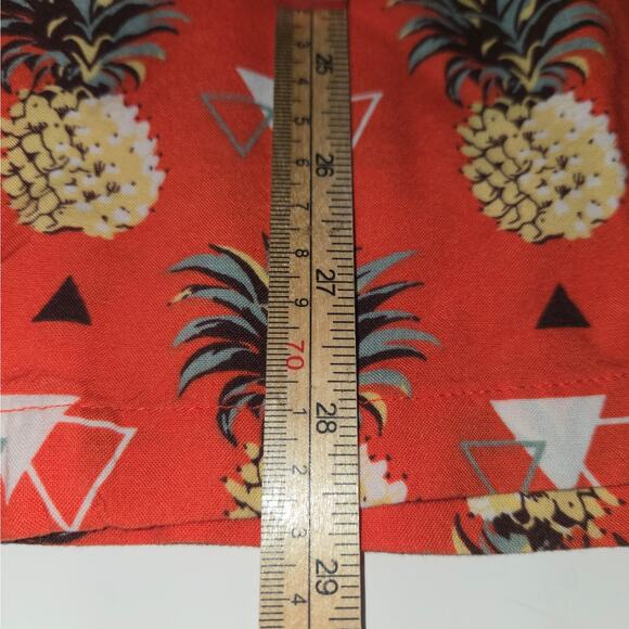 VSTR Mens Large Button Up Hawaiian Shirt Pineapples Lightweight Beach Vacation‎ - Picture 7 of 10